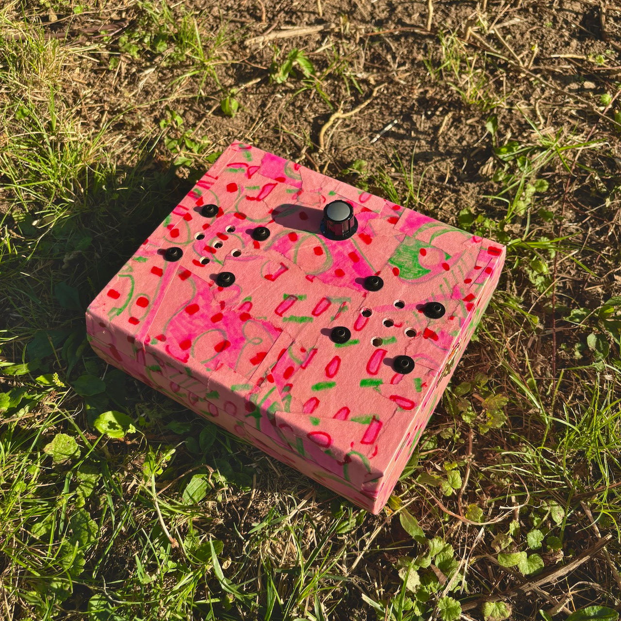 folk art stereo speaker #4 (pink)