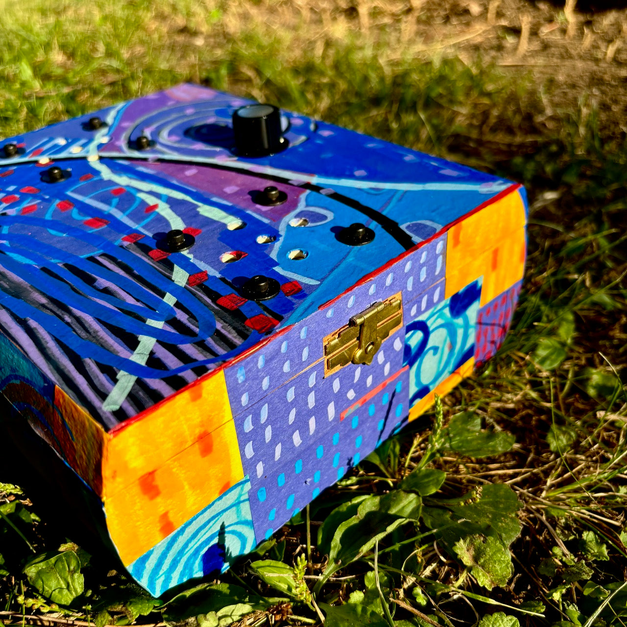 folk art stereo speaker #6 (blue2)