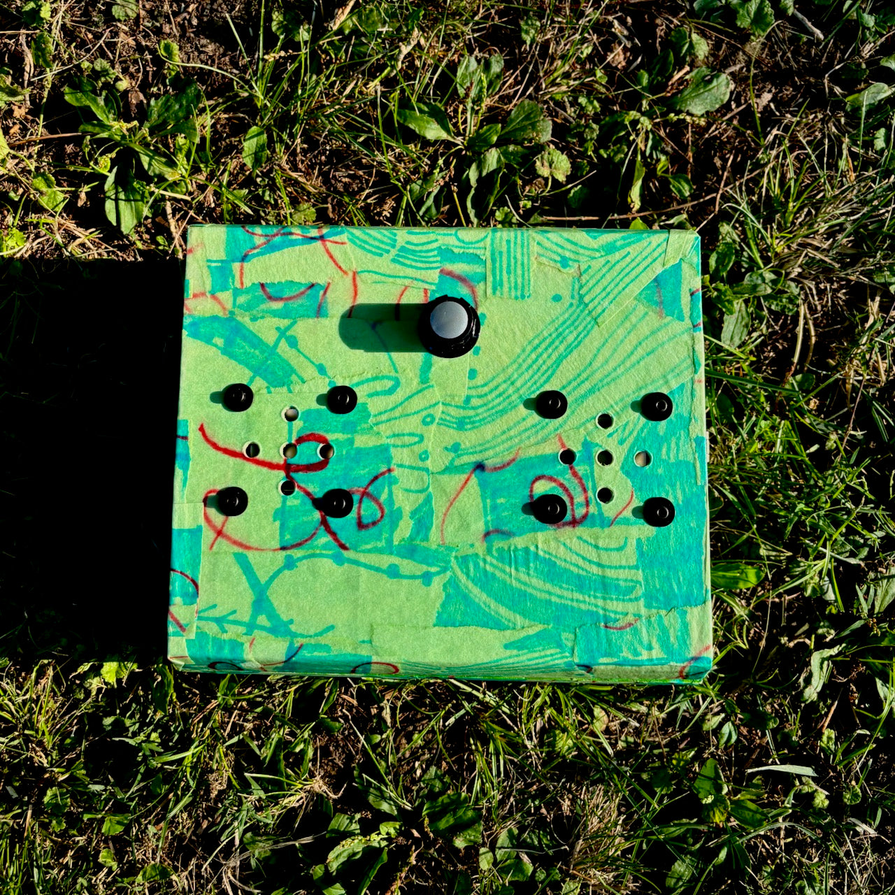 folk art stereo speaker #3 (green)