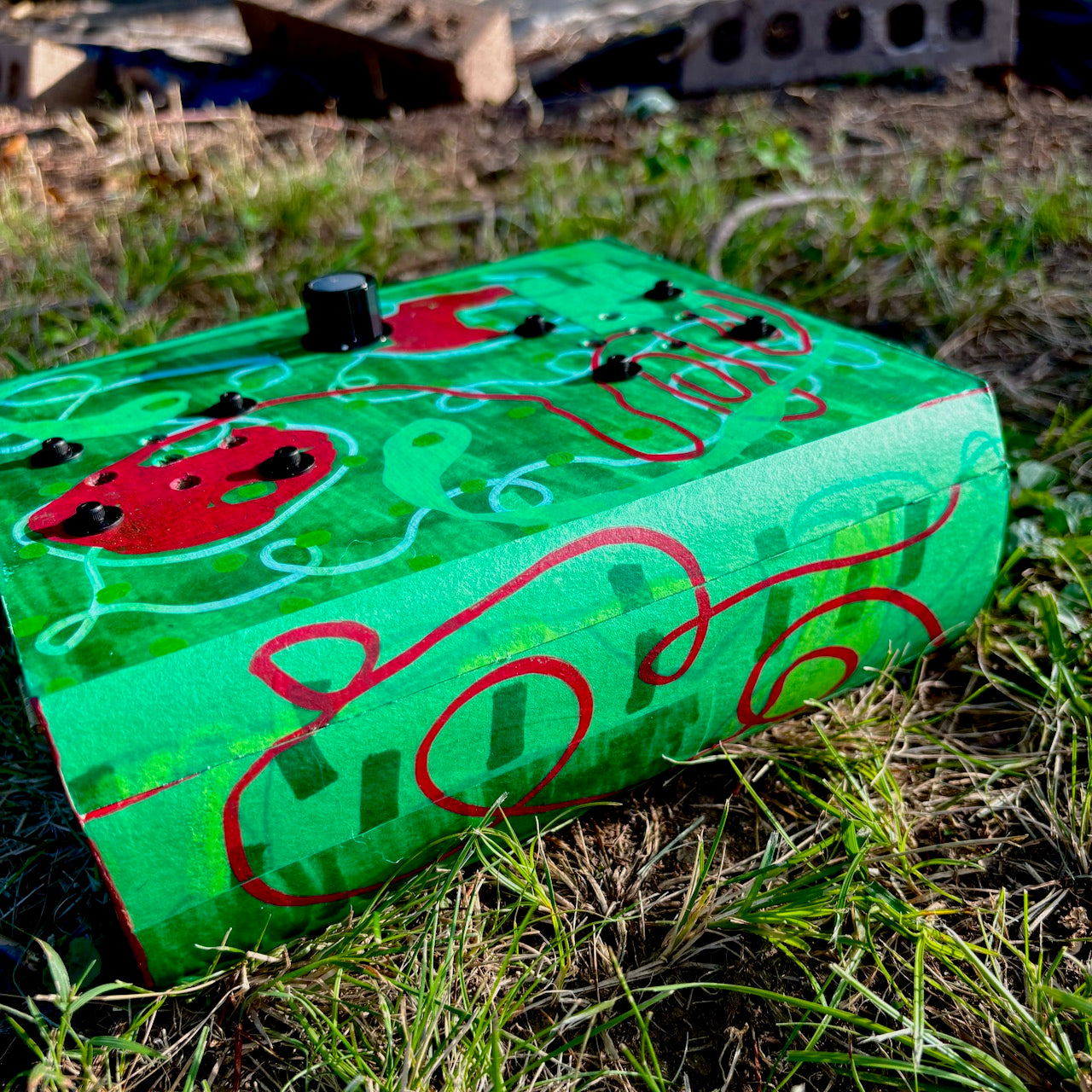 folk art stereo speaker #7 (green2)
