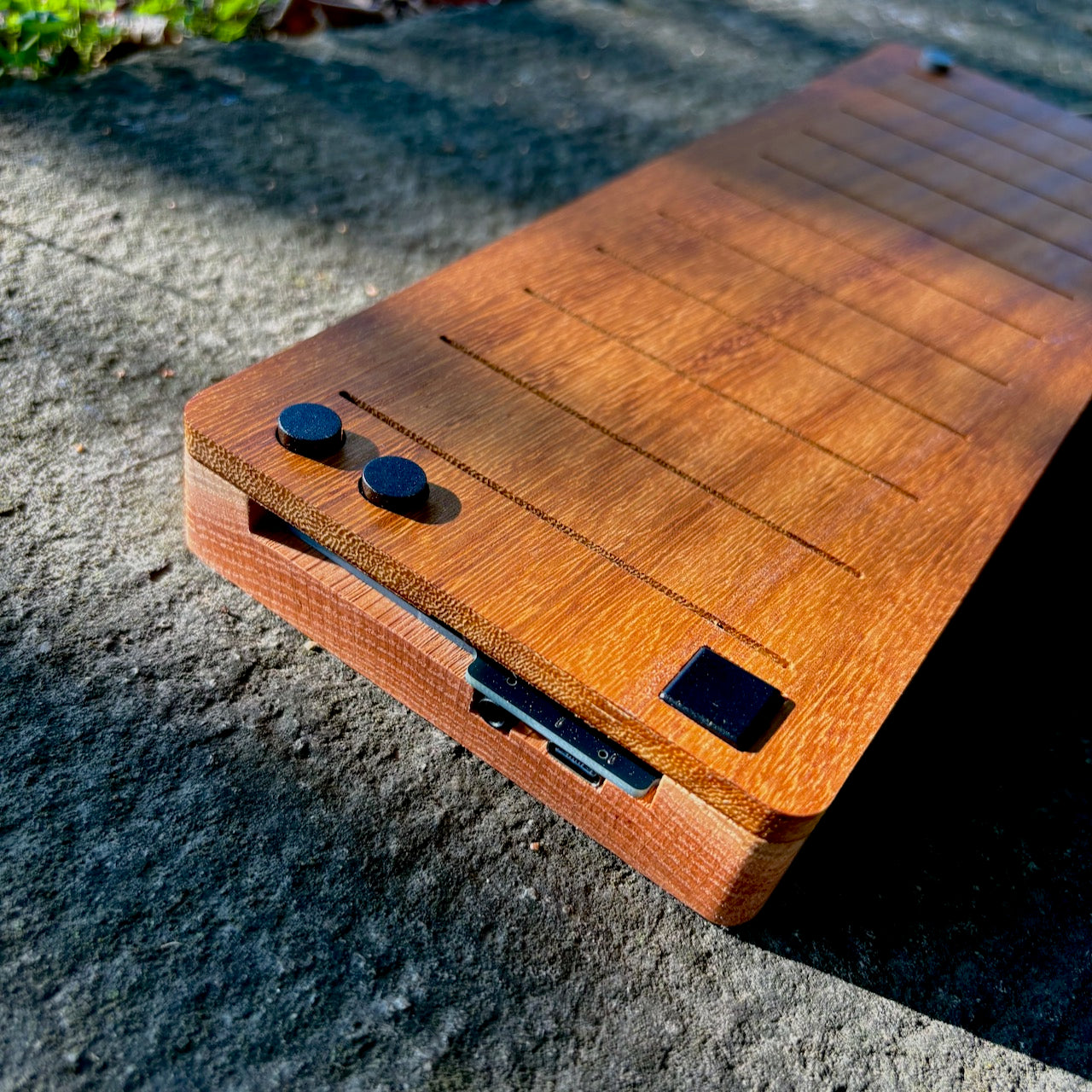 KeyControl_2 Midi Controller (SHEDUA/RED OAK)