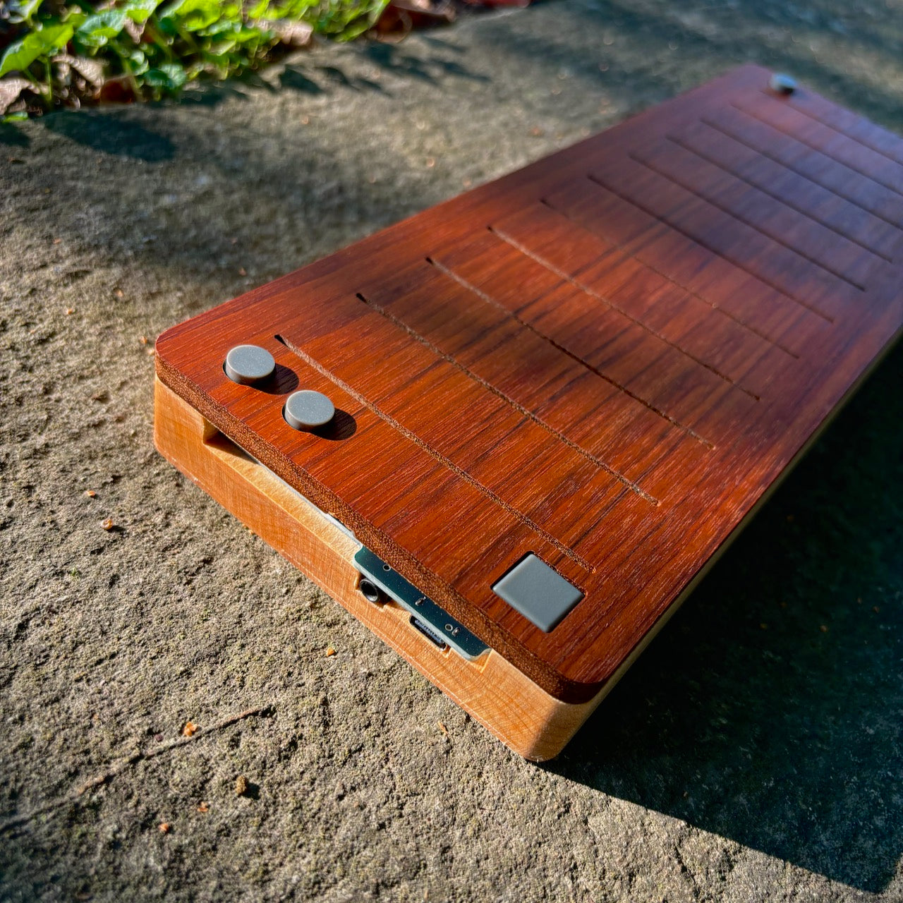 KeyControl_2 Midi Controller (IROKO/MAPLE)